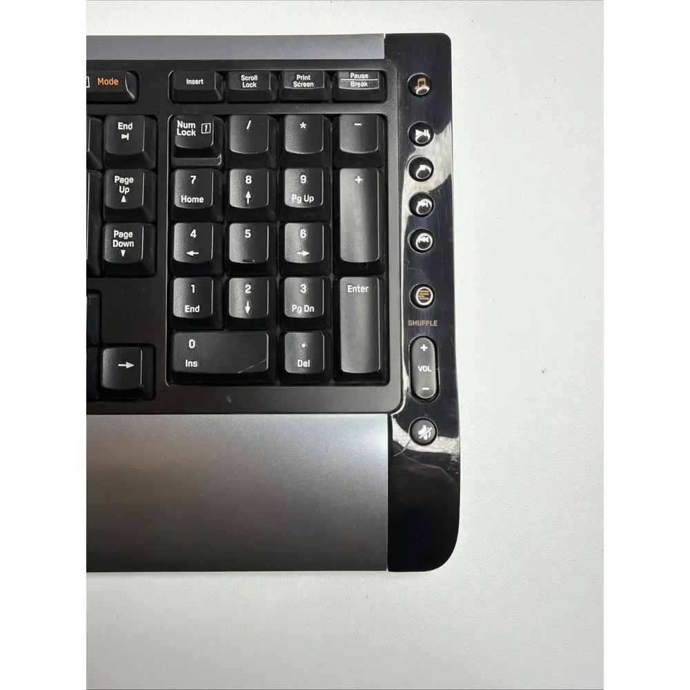 Logitech excellent pre